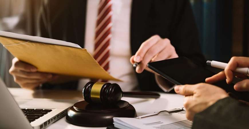 Commercial Litigation - Prashant Shukla Law Chambers Practice Area